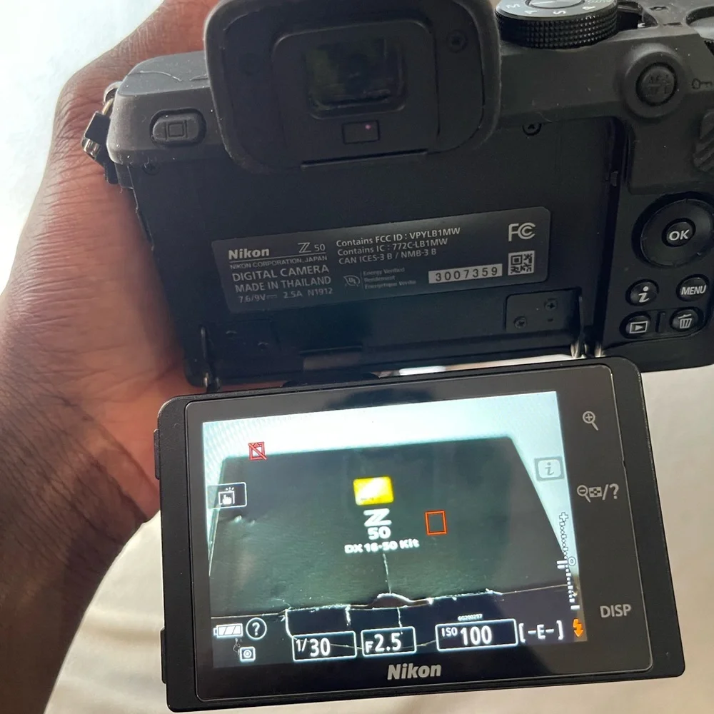 Nikon z50 body used but slightly ! No damage everything work 100%